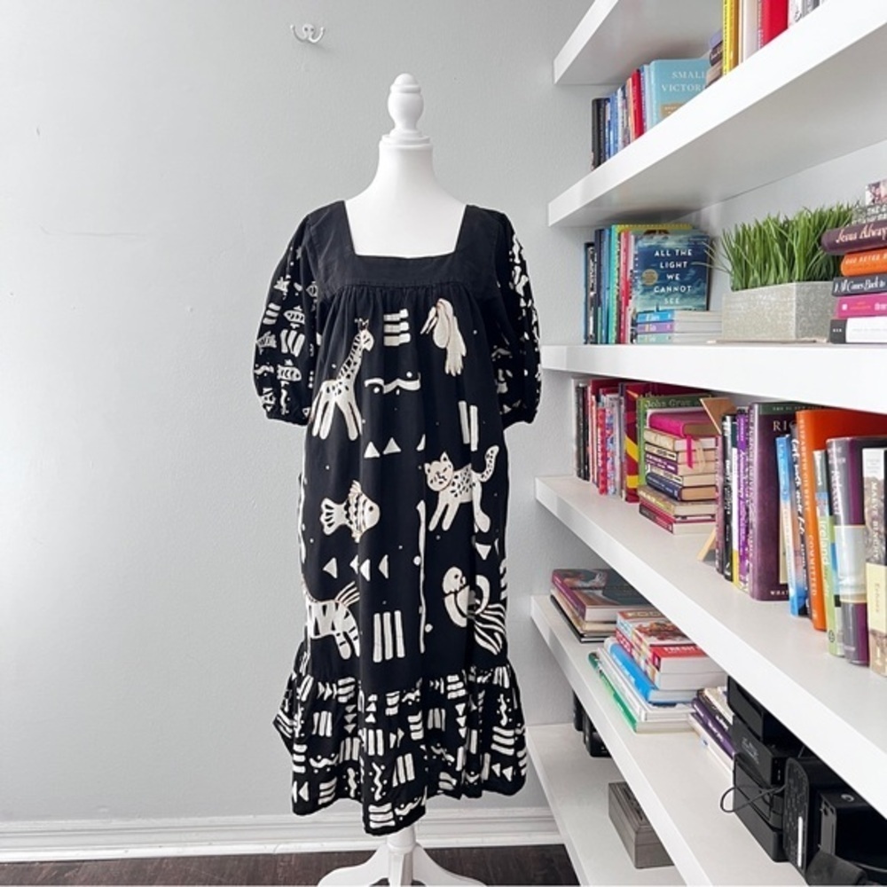 VINTAGE Ramona Rull Womens Black White & Gold Animal Dress size AV
